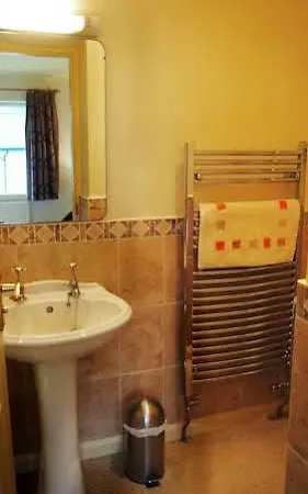 Meadowdore Stay B&B *