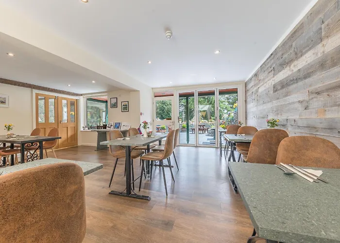 Bed & Breakfast Meadowdore Stay B&B 4*